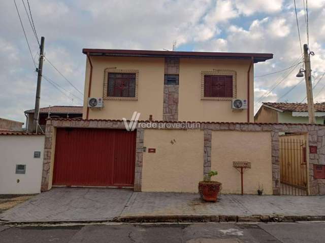 Casa com 3 quartos à venda na Delphina Meirelles Arrivabene, 51, Jardim Morumbi, Campinas, 197 m2 por R$ 690.000