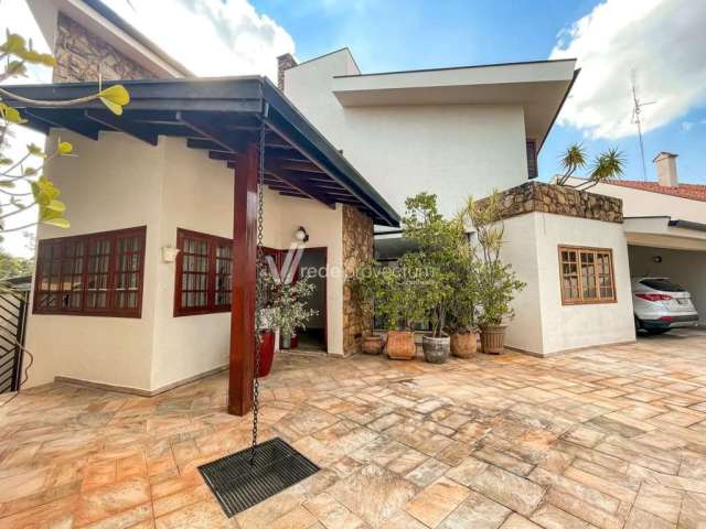 Casa com 4 quartos à venda na Rua Madre Maria Santa Margarida, 777, Nova Campinas, Campinas, 586 m2 por R$ 2.500.000