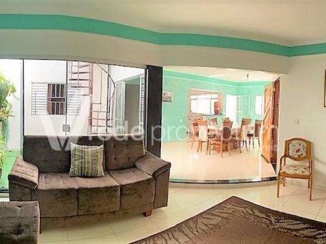 Casa com 4 quartos à venda na Joaquim da Costa Camargo, 204, Jardim Icaraí, Campinas, 143 m2 por R$ 650.000