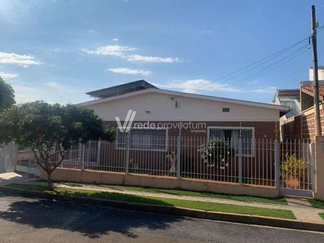 Casa com 4 quartos à venda na Rua Bolívia, 213, Jardim Nova Europa, Campinas, 240 m2 por R$ 705.000