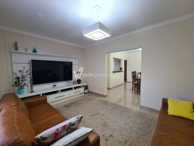 Casa comercial com 3 salas à venda na Vila Marieta, Campinas , 151 m2 por R$ 890.000