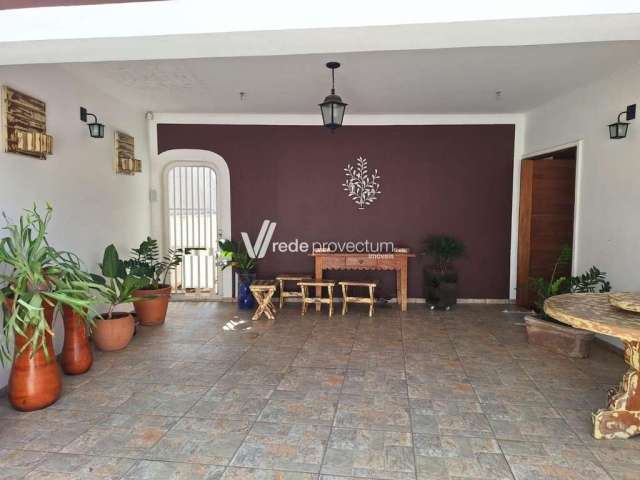 Casa com 3 quartos à venda no Jardim Santa Eudóxia, Campinas , 220 m2 por R$ 630.000