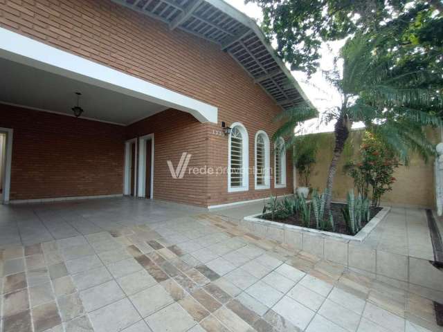 Casa com 3 quartos à venda no Jardim Proença I, Campinas , 194 m2 por R$ 690.000