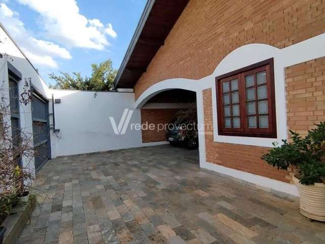 Casa com 4 quartos à venda na Rua Dionísio Cazotti, 376, Vila Mimosa, Campinas, 242 m2 por R$ 950.000