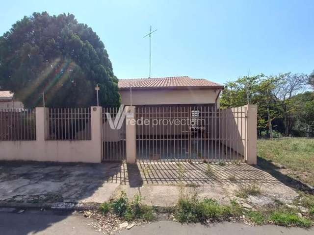 Casa com 3 quartos à venda na Rua Mauro Padovani, 4, Parque Via Norte, Campinas, 194 m2 por R$ 590.000