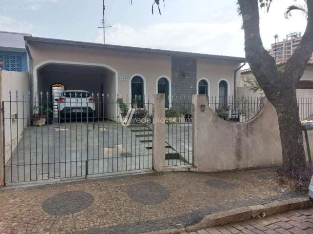 Casa com 3 quartos à venda na Casimiro de Abreu, 154, Bela Vista, Valinhos, 199 m2 por R$ 700.000