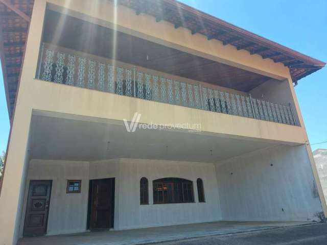 Casa com 4 quartos à venda na Vila Joaquim Inácio, Campinas , 450 m2 por R$ 1.995.000