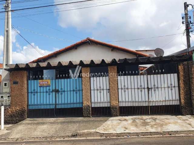 Casa com 3 quartos à venda na Quatro, 63, Jardim São Marcos, Valinhos, 141 m2 por R$ 530.000