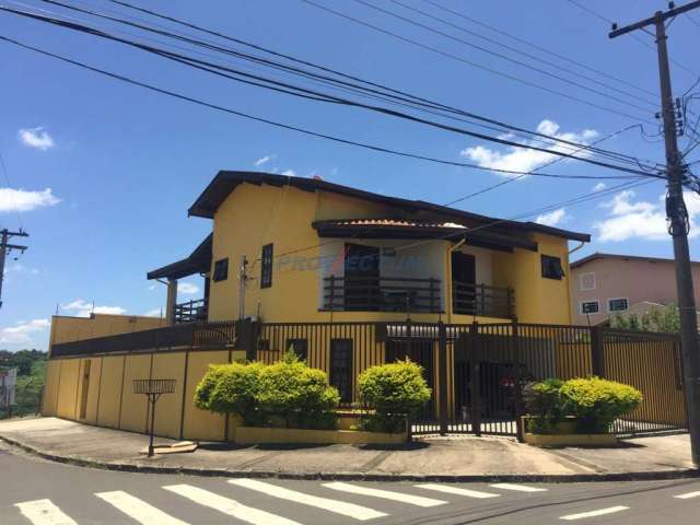 Casa com 4 quartos à venda na Rua Vicente Celestino, 560, Jardim Antonio Von Zuben, Campinas, 243 m2 por R$ 990.000