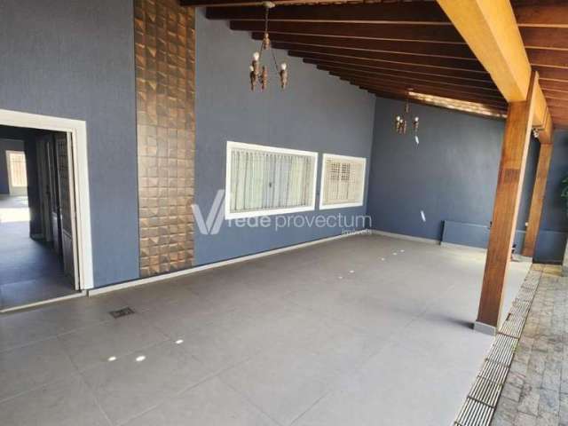 Casa com 3 quartos à venda no Jardim dos Oliveiras, Campinas , 160 m2 por R$ 850.000