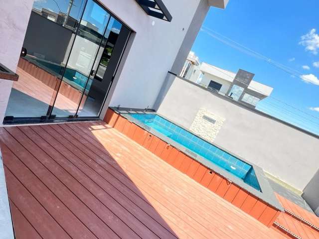 Casa em condomínio Alto padrão com 3 dormitórios, área gourmet e piscina.