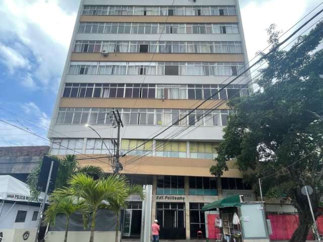 Apartamento a venda  3/4 no Politeama com 94 m2, Nascente, Andar Alto