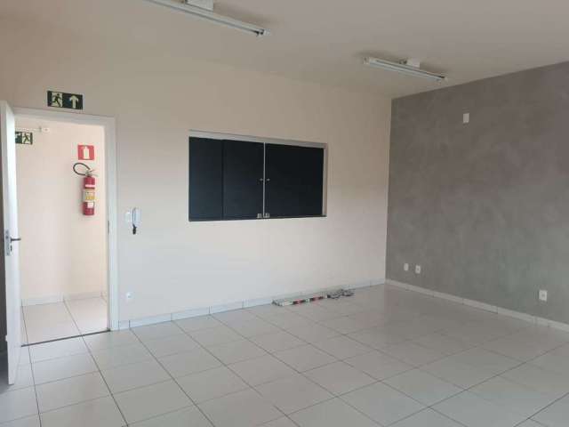 Sala para alugar, 170 m² por R$ 5.000/mês - Parque das Américas - Uberaba/MG