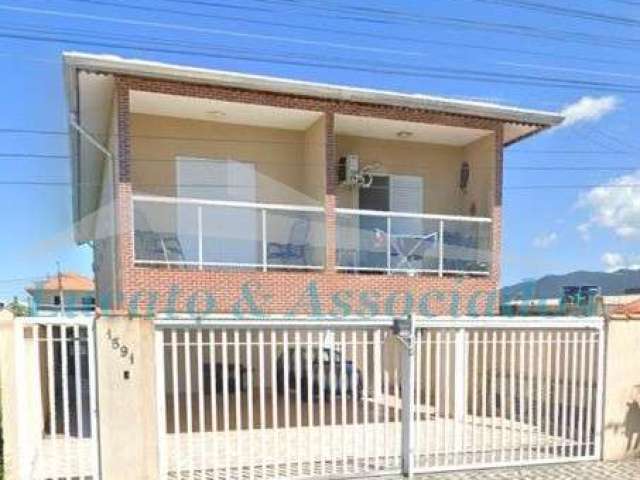 Casa de Condomínio no Esmeralda em Praia Grande SP Térrea nos fundos com quintal, 01 dormitório, sala, cozinha, banheiro e área de serviço, 01 vaga