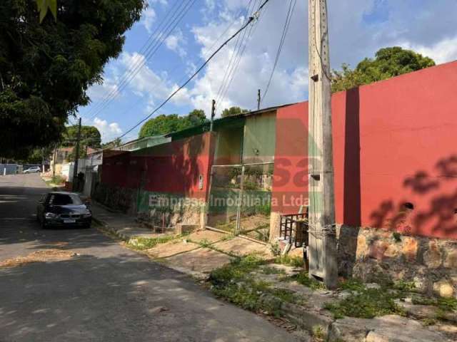 Casa com 3 quartos à venda no Planalto, Manaus , 980 m2 por R$ 320.000