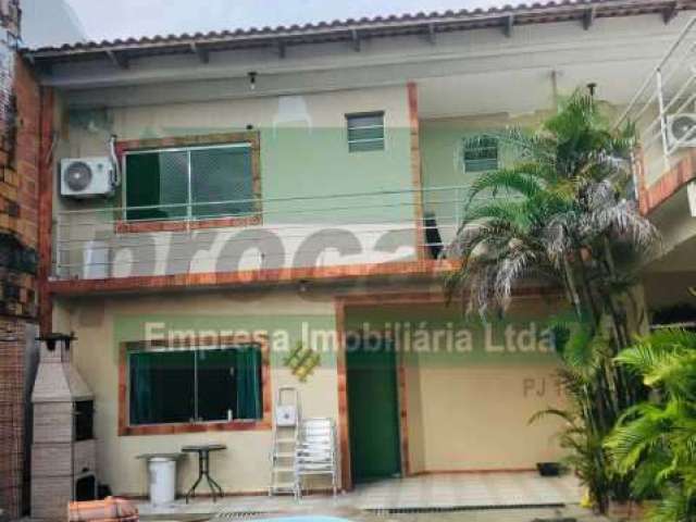 Casa com 3 quartos à venda no Planalto, Manaus , 220 m2 por R$ 583.000