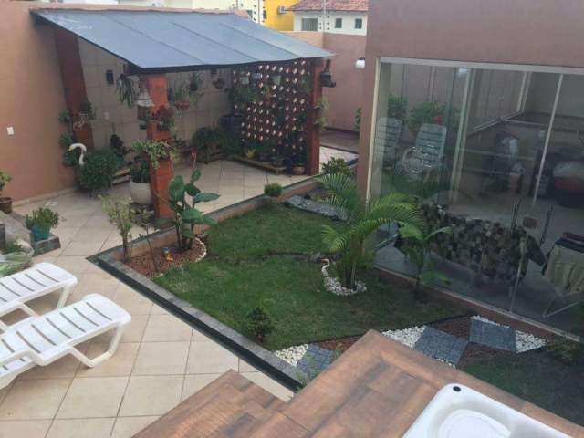 Casa com 3 quartos à venda no Flores, Manaus , 250 m2 por R$ 700.000