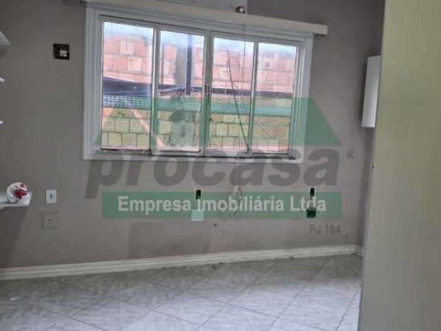 Sala comercial com 1 sala para alugar no Parque 10 de Novembro, Manaus  por R$ 800