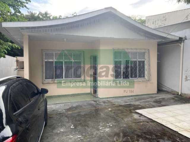 Casa com 4 quartos para alugar no Parque 10 de Novembro, Manaus , 600 m2 por R$ 5.000