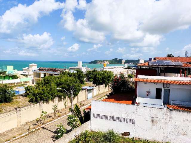 Ponta Negra, 2 quartos mobiliado e decorado a poucos passos da beira mar.