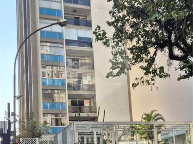 Apartamento com 3 quartos à venda em Santa Cecília - SP