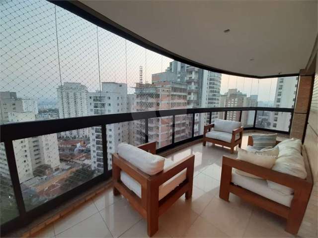 Apartamento com 4 quartos à venda ou para locação em Santana - SP