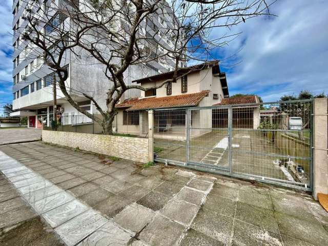 Casa com 3 quartos à venda na Flavio Boianoski rua ceci, Zona Nova, Capão da Canoa, 297 m2 por R$ 890.000