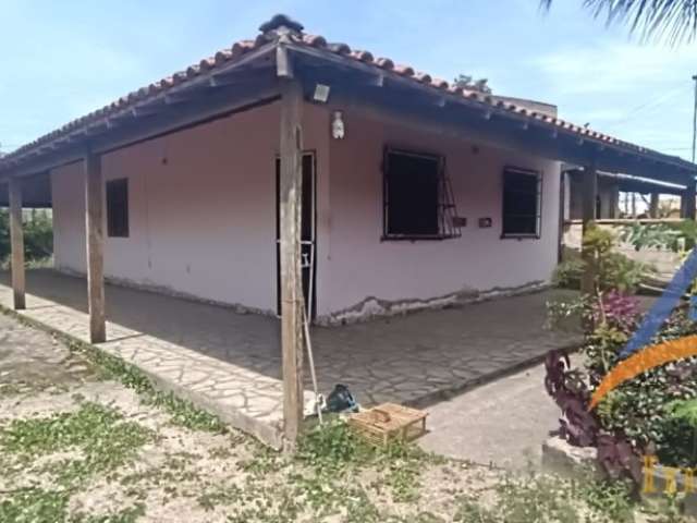 Casa de oportunidade, 2 quartos sendo 1 suíte - Unamar - Cabo Frio/RJ