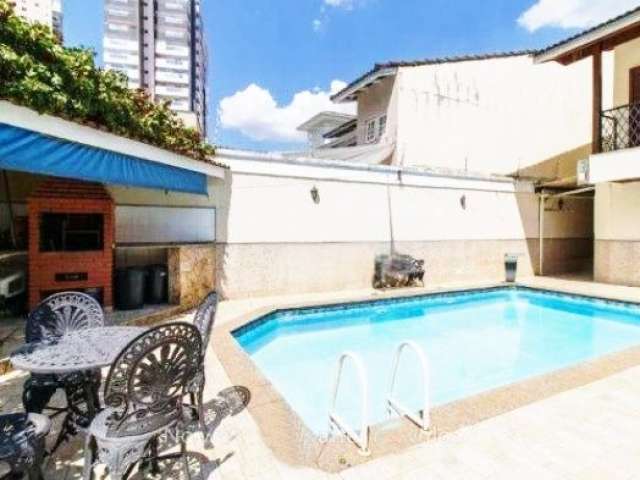 Casa Mobiliada com Piscina, 4 Dormitórios, 3 Suites, 6 Vagas, Vila Rosália