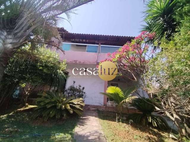 Casa duplex localizada no bairro Masterville/ Sarzedo