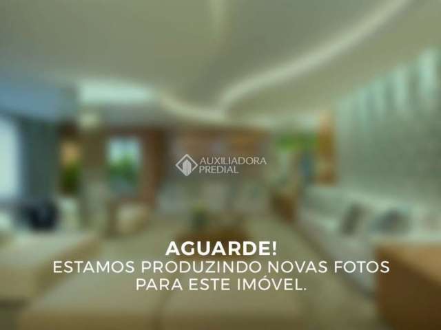 Apartamento com 1 quarto para alugar na Rua Buarque de Macedo, 927, São Geraldo, Porto Alegre, 47 m2 por R$ 2.700