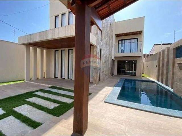 Vende-se Casa na Praia de Tamandaré  | 4 quartos - 3 suítes | 375m²