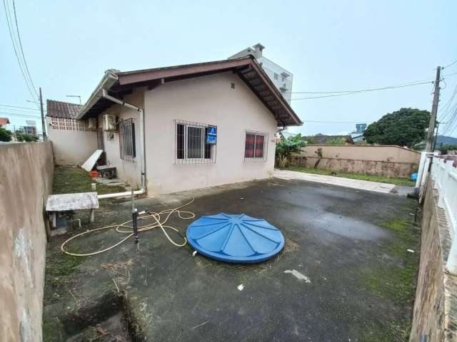 Casa com 3 quartos à venda na Avenida Rio do Sul, Gravata, Navegantes por R$ 680.000