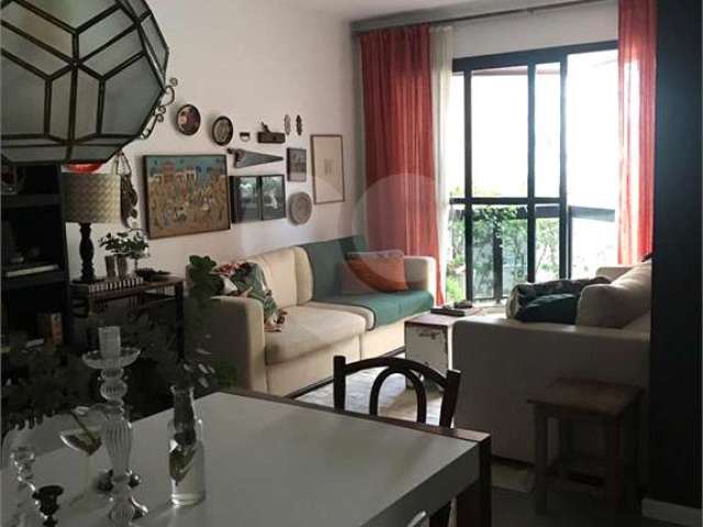 Apartamento com 3 quartos à venda em Vila Sônia - SP