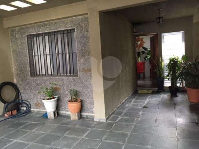 Casa térrea com 3 quartos à venda em Jardim Celeste - SP