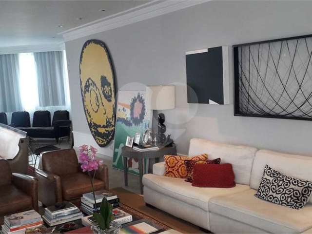 Apartamento com 4 quartos à venda em Jardim Fonte Do Morumbi - SP