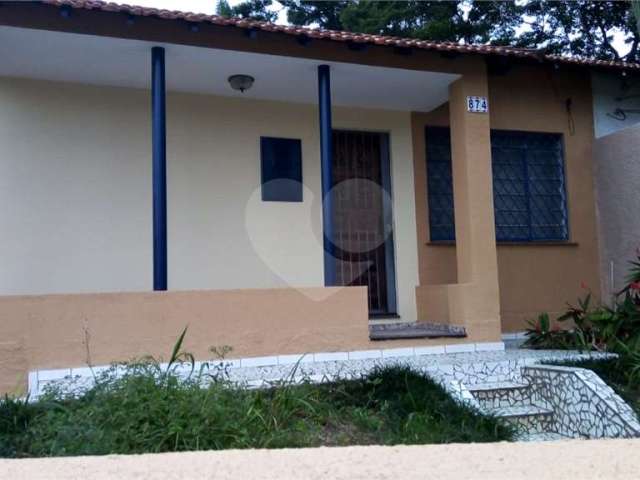 Casa térrea com 3 quartos à venda em Instituto De Previdência - SP