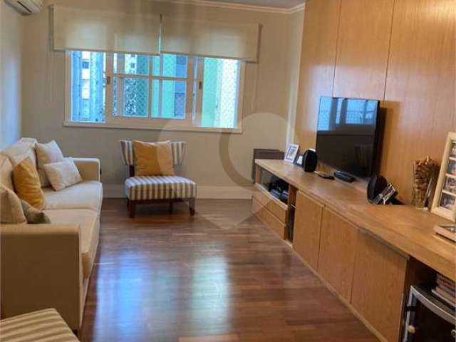 Apartamento com 3 quartos à venda em Paraíso - SP