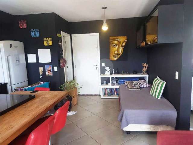 Apartamento com 1 quartos à venda ou para locação em Jardim Leonor - SP