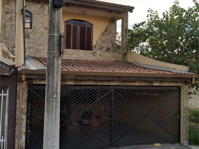 Sobrado à venda no bairro Jardim Boa Esperança, em Sorocaba.