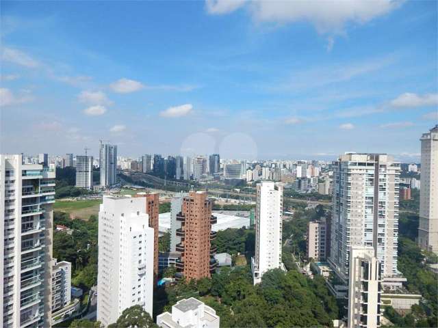 Apartamento com 4 quartos à venda em Paraíso Do Morumbi - SP