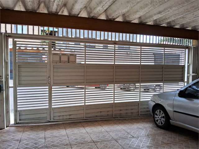 Casa com 2 quartos à venda em Vila Nivi - SP