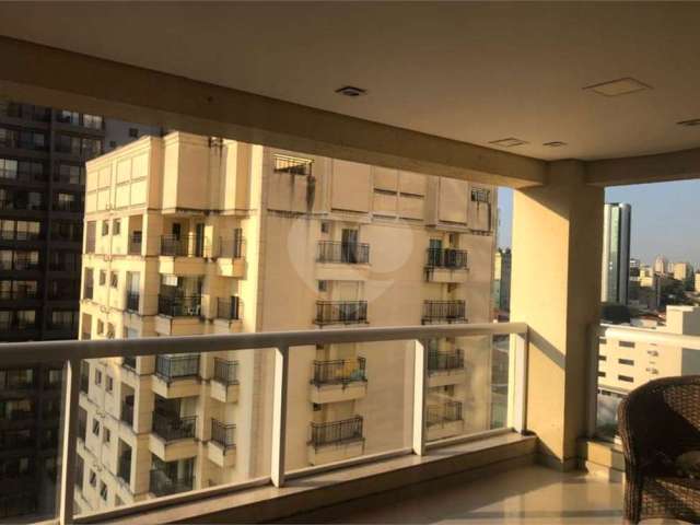 Apartamento Santana, 140 m², 4 dormitórios, sendo 3 suítes, 4 vagas.