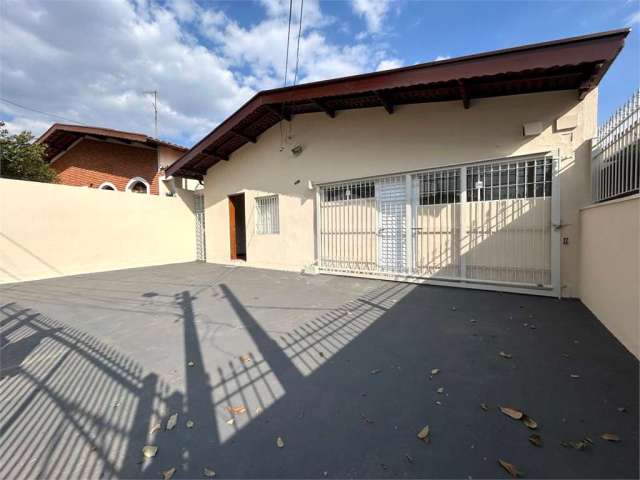 Casa com 3 quartos à venda em Jardim Dos Oliveiras - SP