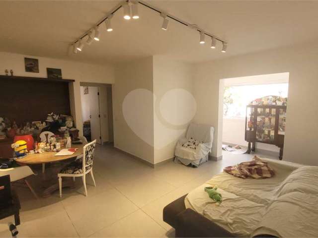 Apartamento com 2 quartos à venda em Moema - SP