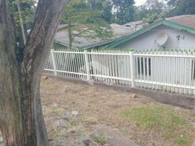 Casa com três dormitòrios a venda em alvorada.