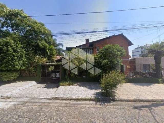 Casa de 02 dormitórios e suíte no Bairro Sumaré em Alvorada.