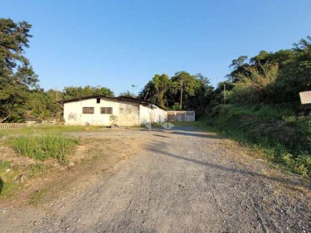 Terreno à venda no bairro Floresta