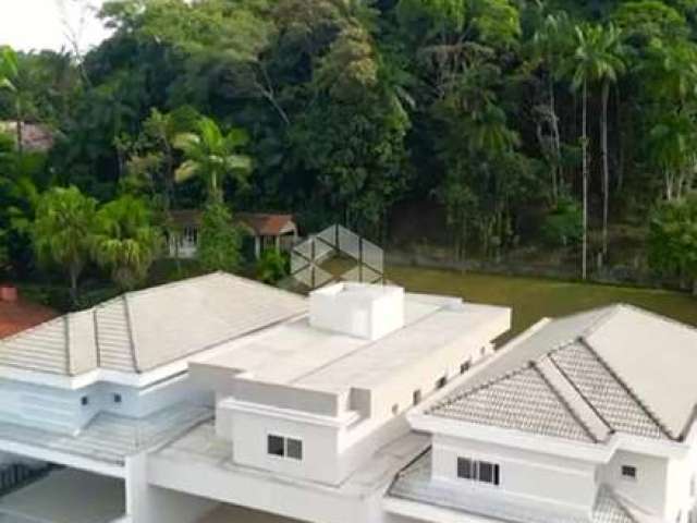 Casa a venda no glória com 4 quartos sendo 2 suítes