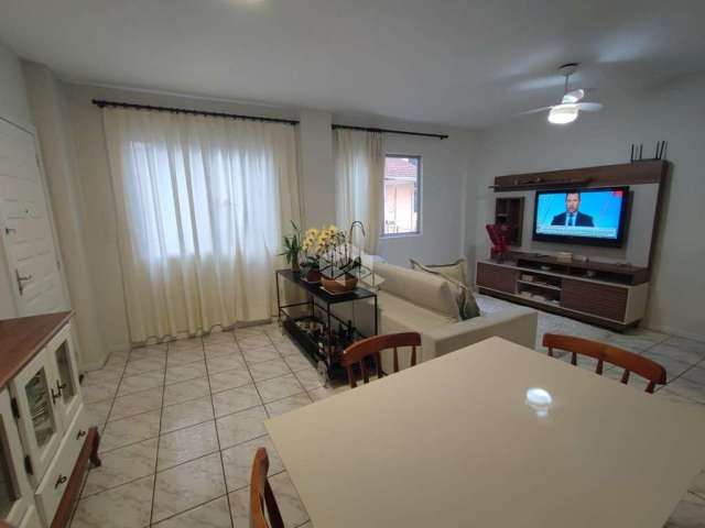 Apartamento 02 dormutórios no centro de balneário camboriú